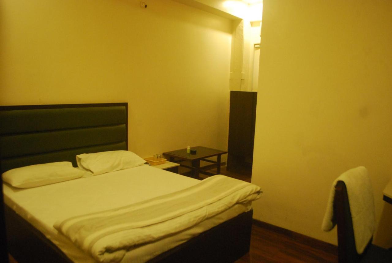 Hotel New Sunder Indore Ngoại thất bức ảnh
